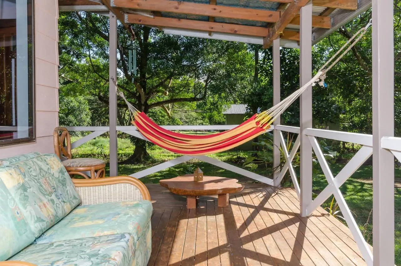 Epiphyte B & B Cow Bay 3*,