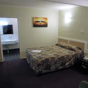 Biloela Centre Motel & Grevillea Steakhouse & Bar Hotel