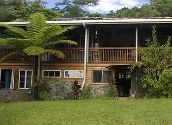 Epiphyte B & B Cow Bay Bed & Breakfast