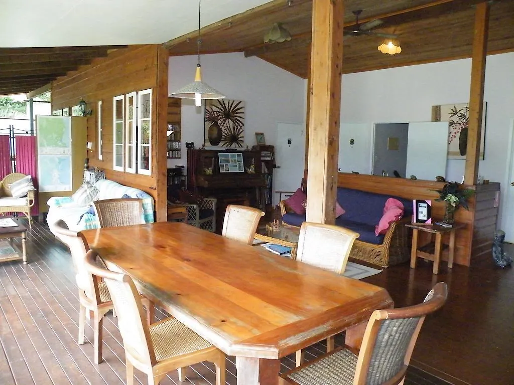 *** Bed & Breakfast Epiphyte B & B Cow Bay Australia