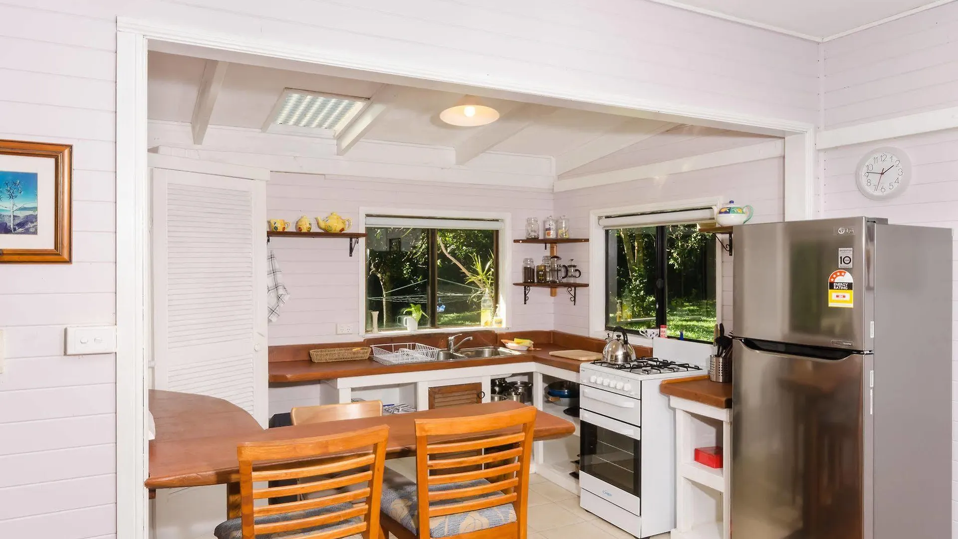 Epiphyte B & B Cow Bay 3*,